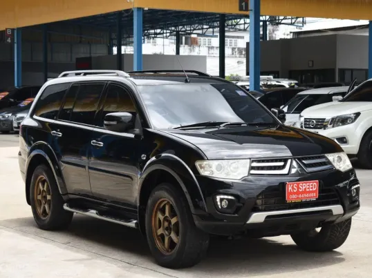 Mitsubishi Pajaro Sport 2.5GT สีดำ เกียร์ออโต้ ปี 2015