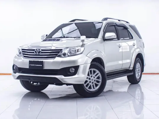 1D904 TOYOTA FORTUNER 3.0 V 2WD AT 2014