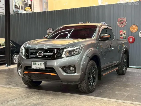 NISSAN NAVARA NP300 2.5 Calibre E Black Edition King Cab ปี2020