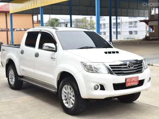 Toyota Vigo 2.5G Prerunner สีขาว เกียร์ออโต้ ปี2014