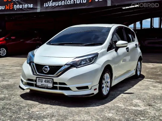Nissan Note 1.2 V เกียร์ออโต้ ปี 2017/2018 ผ่อนเริ่มต้น 4,xxx บาท