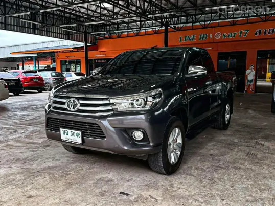 Toyota Revo Smart Cab 2.4 E Plus Prerunner เกียร์ธรรมดา ปี 2017 ผ่อนเริ่มต้น 6,xxx บาท