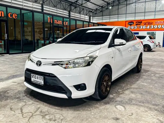 Toyota Vios 1.5 E เกียร์ออโต้ ปี 2013 ผ่อนเริ่มต้น 3,*** บาท
