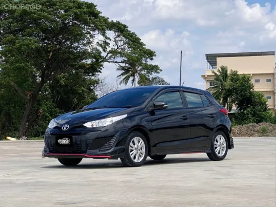Toyota Yaris 1.2E CVT ปี2018 Hatchback