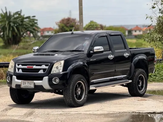 ISUZU D-MAX Hi-lender 2010 Xseries 3.0 MT Vgs  รถบ้าน มือเดียวป้ายแดง 