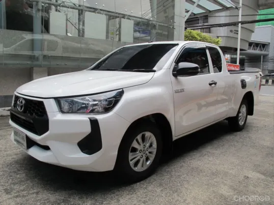 2024 Toyota Hilux Revo CAB 2.4 ENTRY (โฉมใหม่ เครื่องยูโร 5)  รถสวยสภาพใหม่มาก วิ่งน้อย 13,024 กม.