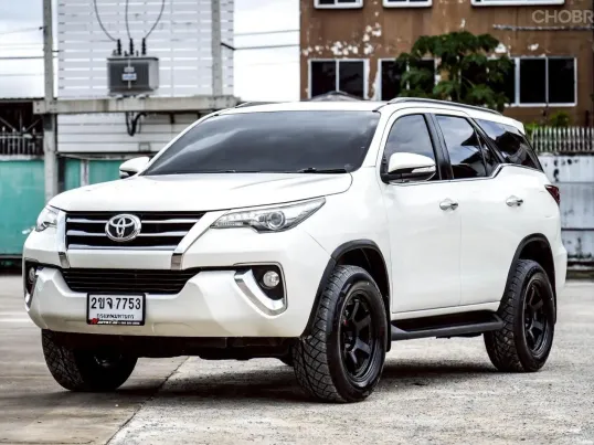 Toyota Fortuner 2.8V 2015 ราคาพิเศษสุดคุ้ม