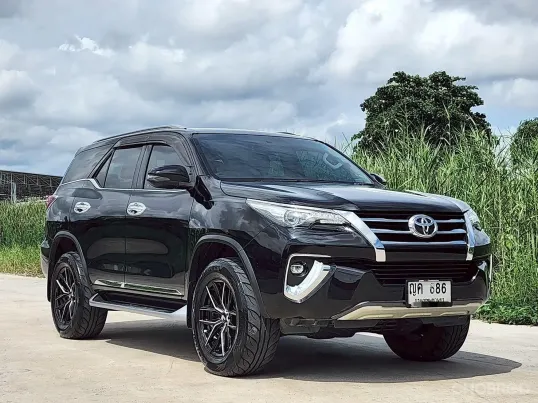 Toyota Fortuner 2.4V 2018 รถ SUV มือสองสภาพดี