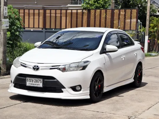 ขายรถ Toyota VIOS 1.5 E ปี2013 รถเก๋ง 4 ประตู 