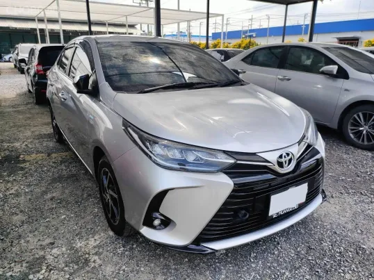 2021 Toyota Yaris Ativ 1.2 Sport รถเก๋ง 4 ประตู ฟรีดาวน์