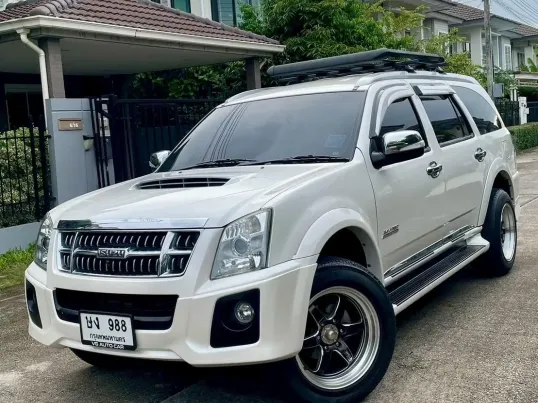 Isuzu MU-7 3.0 ปี 2011 SUV เกียร์อัตโนมัติ พร้อมใช้งาน รถบ้าน ไมล์น้อย เจ้าของขายเอง  