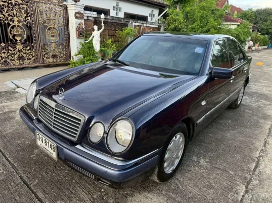 Mercedes-Benz E-Class E230 1999 รถมือสองสภาพดี
