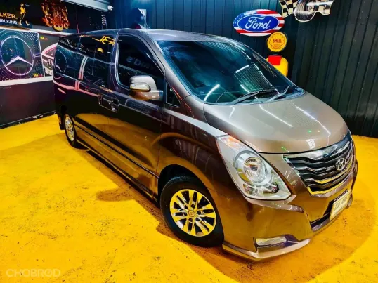 Hyundai H-1 2.5 Elite 2015 สภาพดี เช็คศูนย์ Hyundai ตลอด รถสวยไมล์แท้  