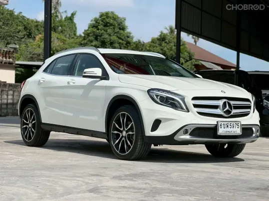 Mercedes-Benz GLA-Class 1.6 GLA200 2015 ไมล์แท้ วิ่งน้อย