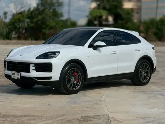 ขาย Porsche Cayenne 3.0 E-Hybrid Coupe 2025 สภาพป้ายแดง ไมล์น้อย
