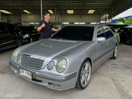 Mercedes-Benz E200 Kompressor W210 2.0i ปี 2001 สีเทา
