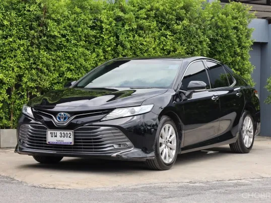 Toyota Camry 2.5 HV 2021 AUTO การันตรีไมล์แท้ ไม่มีอุบัติเหตุชนหนัก รถออกป้ายแดงเจ้าของมือเดียว