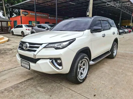 Toyota Fortuner 2.4 V เกียร์ออโต้ ปี 2018/2019 ผ่อนเริ่มต้น 11,*** บาท