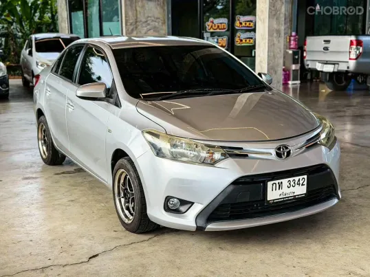 Toyota Vios 1.5 E เกียร์ออโต้ ปี 2013/2014 ผ่อนเริ่มต้น 4,*** บาท