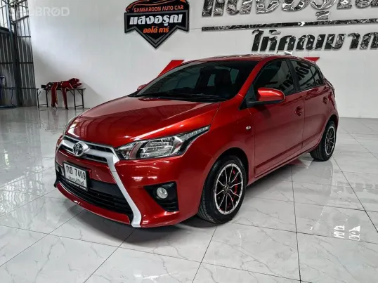 Toyota Yaris 1.2 E เกียร์ออโต้ ปี 2014 ผ่อนเริ่มต้น 4,*** บาท