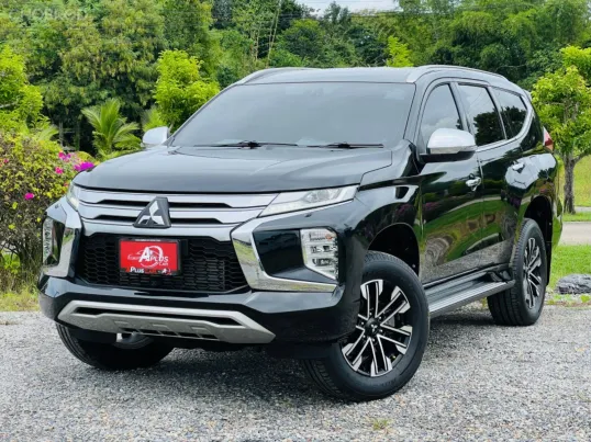 MITSUBISHI PAJERO SPORT 2.4 GT PLUS A/T ปี2020(MNC) สีดำ