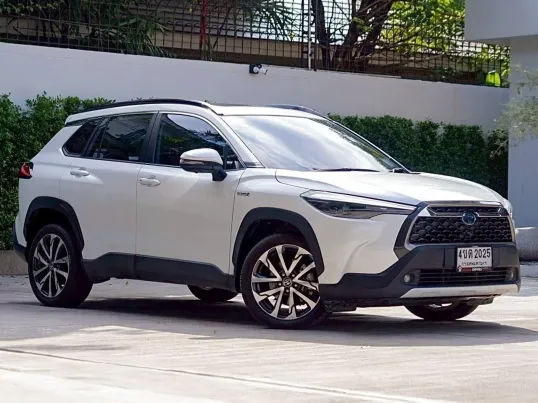 Toyota Corolla Cross 1.8 Hybrid Premium Safety ปี 2023 พร้อมรับประกัน