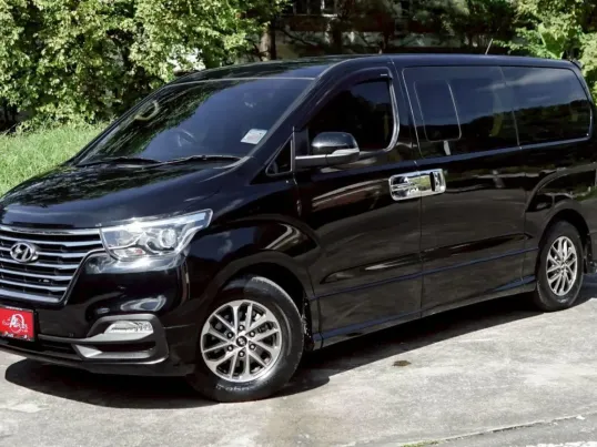 Hyundai H-1 2.5 Elite ปี 2019 รถครอบครัวสุดหรู