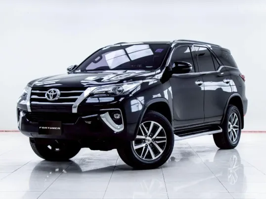 5C328 Toyota Fortuner 2.4 V SUV 2019 