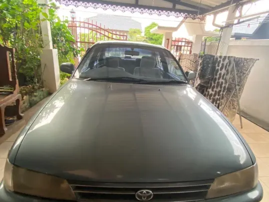 1993 Toyota COROLLA 1.5 รถเก๋ง 4 ประตู 