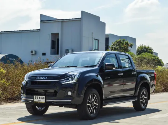 Isuzu Dmax Cab-4 1.9 Z-Prestige Stealth Hi-Lander MT สีดำ ปี 2019