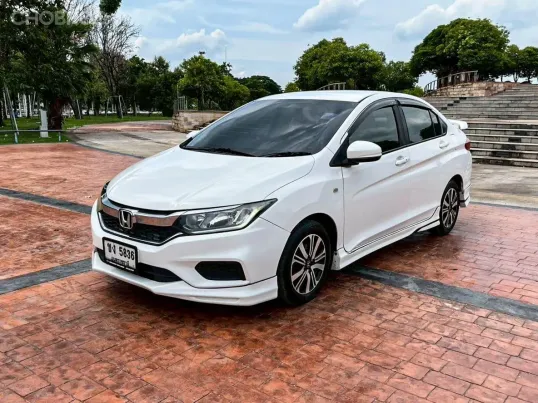 Honda City 1.5 V เกียร์ออโต้ ปี 2017 ผ่อนเริ่มต้น 6,*** บาท