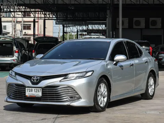 2020 Toyota CAMRY 2.0 G ออกรถ999 ผ่อน10,XXX บาท รถสภาพเยี่ยม มีรับประกัน 