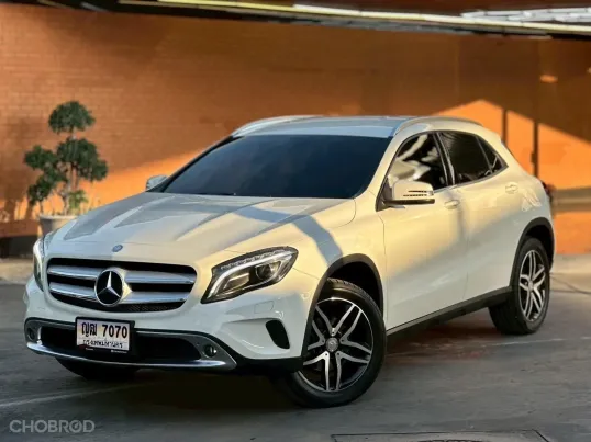 Mercedes-Benz GLA-Class 1.6 GLA200 2017 รถสวยไมล์น้อย