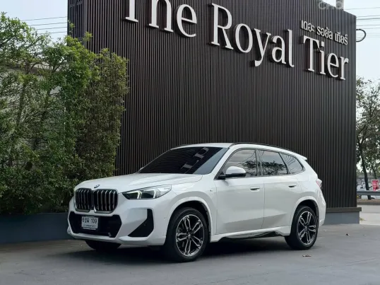 2025 BMW X1 2.0 sDrive20i SUV เจ้าของขายเอง รถสวย ไมล์น้อย มือเดียวป้ายแดง  