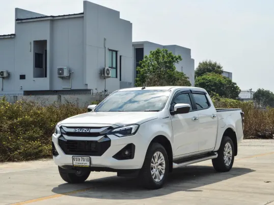 Isuzu Dmax Cab4 Hi-Lander 1.9 Z AT  ปี 2024 