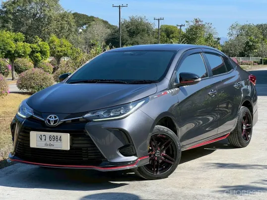 TOYOTA YARIS ATIV 1.2 SPORT CVT A/T ปี2020(แท้) สีเทา