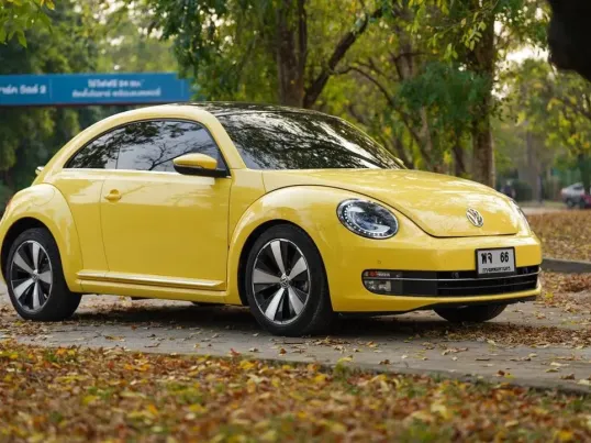 2014 Volkswagen Beetle 1.4 TSi รถเก๋ง 2 ประตู รถบ้านมือเดียว 