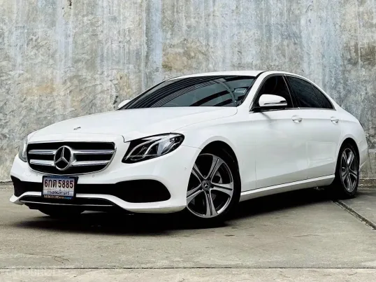 2021 Mercedes-Benz E-Class 2.0 E220d รถเก๋ง 4 ประตู ออกรถง่าย รถสวย ไมล์น้อย  