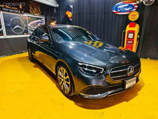 2022 Mercedes-Benz E-Class 2.0 E300e รถเก๋ง 4 ประตู ออกรถง่าย รถสวย ไมล์แท้  