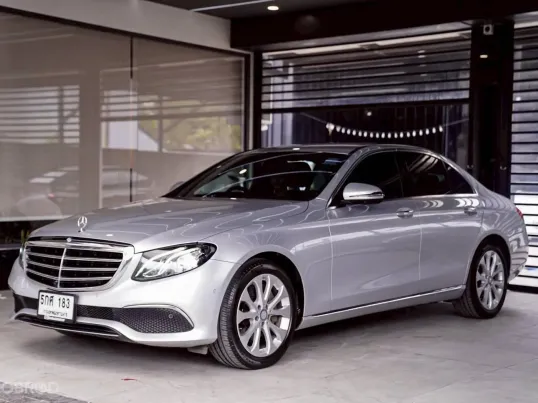 2017 Mercedes-Benz E-Class 2.0 E220d รถเก๋ง 4 ประตู รถสวย ไมล์น้อย  