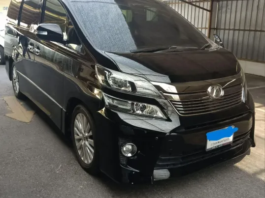 2013 Toyota VELLFIRE 2.4 รถ MPV รถสภาพดี มีประกัน