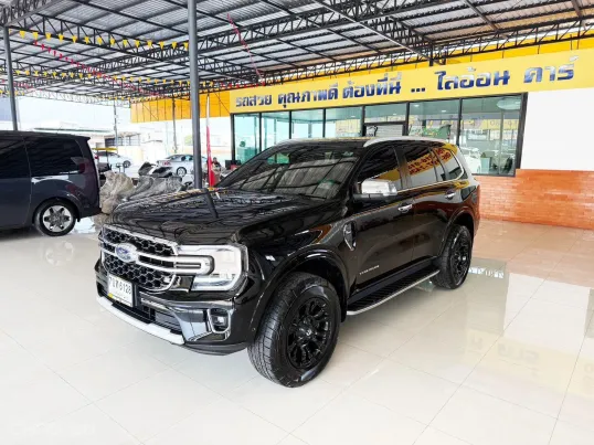 Ford Everest 2.0 Bi-Turbo Titanium+ 4WD (ปี 2023) SUV AT รถครอบครัว 7 ที่นั่ง ฟรีดาวน์ ออกรถ 0 บาท