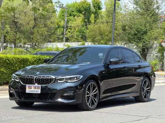 2023 BMW 3 Series 2.0 330e รถเก๋ง 4 ประตู ออกรถฟรี รถสวย ไมล์แท้  