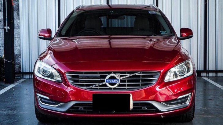 14 Volvo V60 1 6 T4f รถเก ง 5 ประต At รถสวย