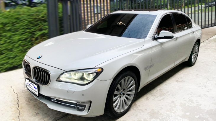 Bmw 730li 2011