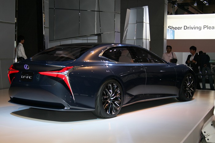 Lexus LF-FC Concept 2