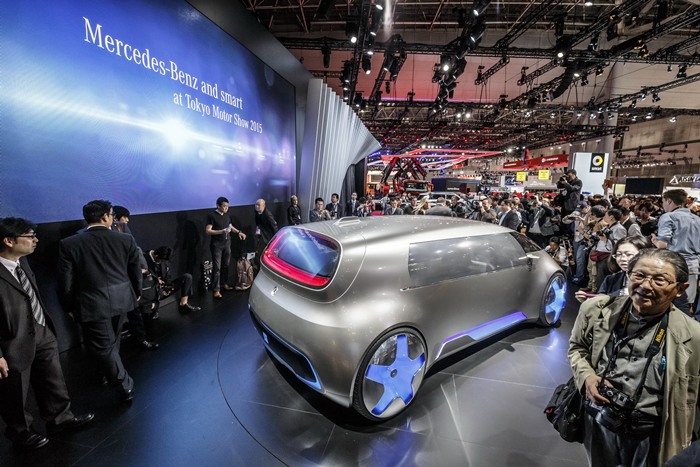 World premiere for the Mercedes-Benz Vision Tokyo – Japanese premieres for the GLE and smart:Mercedes-Benz and smart are staging a rich celebration of innovation at the 44th Tokyo Motor Show. One of the highlights of the show is the world premiere of the Vision Tokyo design show car. The 
