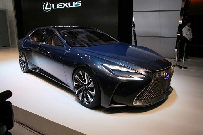 Lexus LF-FC Concept 1