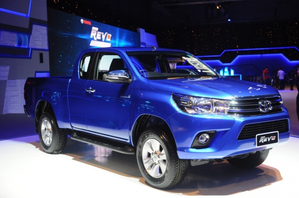 All-New Toyota Hilux Revo 2015