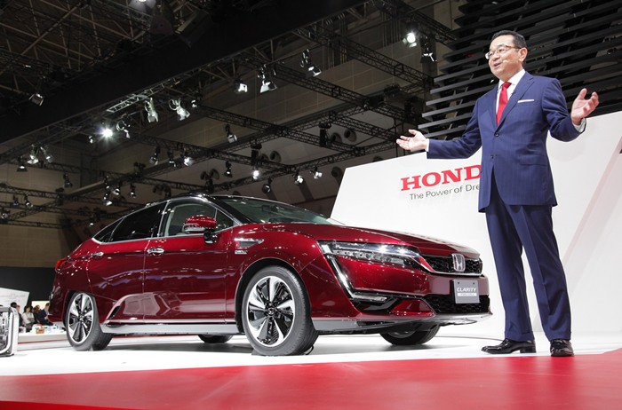 Honda Clarity Fuel Cell 1